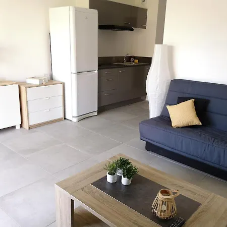 Pont Du Lys - Proche Plages - Piscine Apartment *